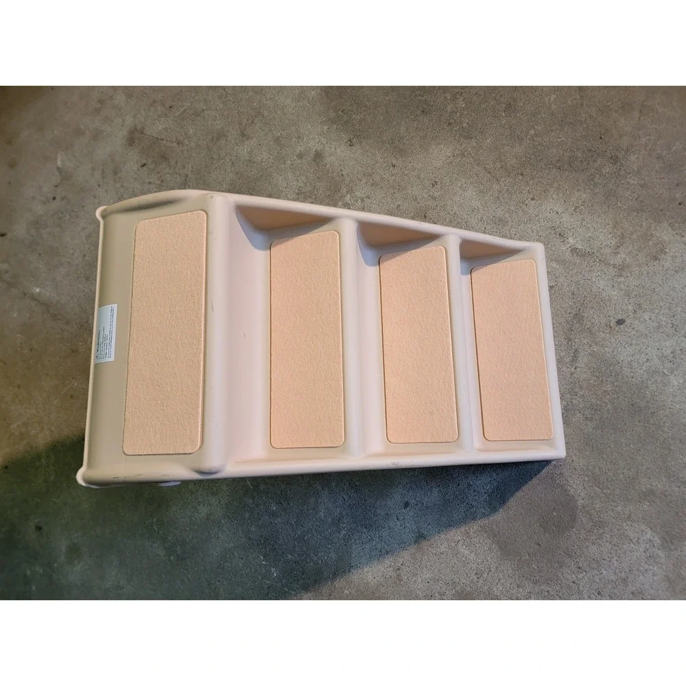 Folding Indoor or Outdoor Pet Stairs PETMAKER Plastic 82-YJ5131